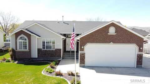 1073 Petersburg, Chubbuck, ID 83202