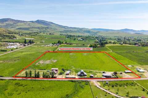300 Staples Lane, Ashland, OR 97520