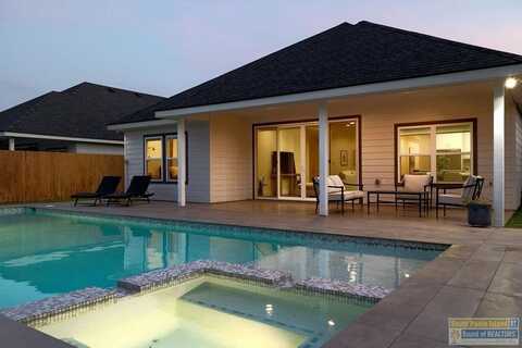 173 Torrey Pines Rd., Laguna Vista, TX 78578