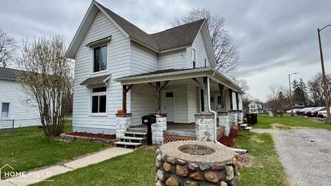 216 N Chapman, Chesaning, MI 48616