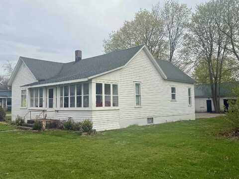 6694 E Main, Cass City, MI 48726