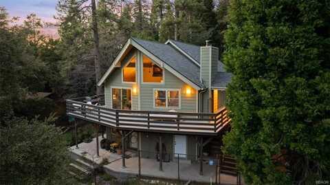 1021 Berne Drive, Crestline, CA 92325