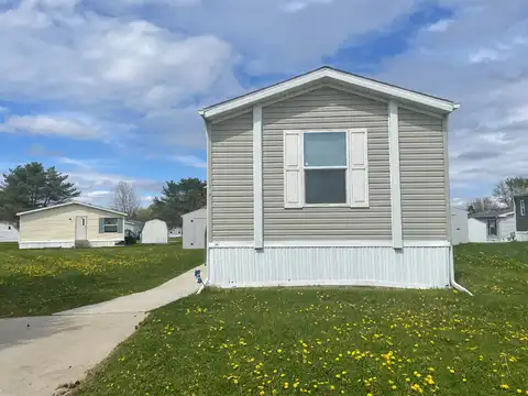 310 Black Oak Court, Flint, MI 48506