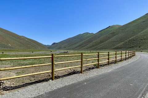 103 Hartland Lane, Bellevue, ID 83313
