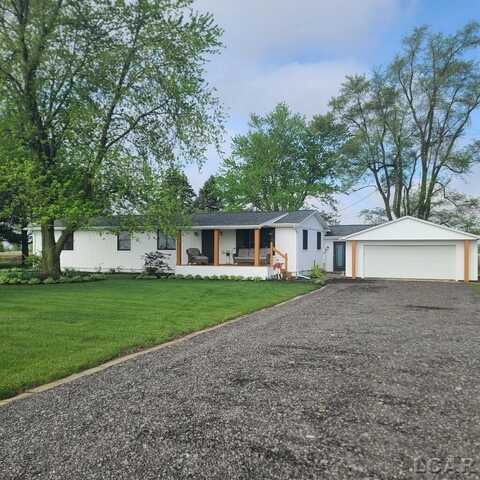 1776 S Sisson, Blissfield, MI 49228