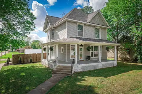 108 S Church Street, Owensville, IN 47665