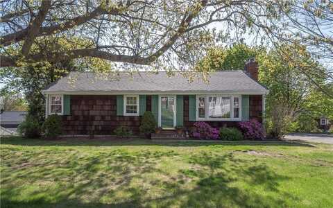 93 Viking Drive, Portsmouth, RI 02871