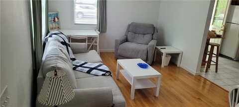 559 Middlebridge Road, South Kingstown, RI 02879