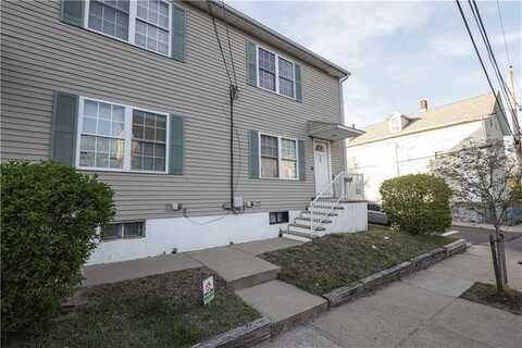 17 Grotto Avenue, Pawtucket, RI 02860