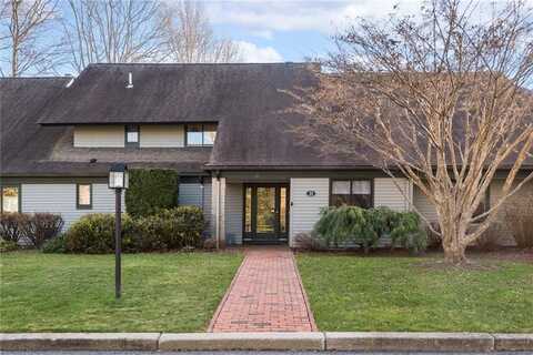 21 Shadow Farm Way, South Kingstown, RI 02879
