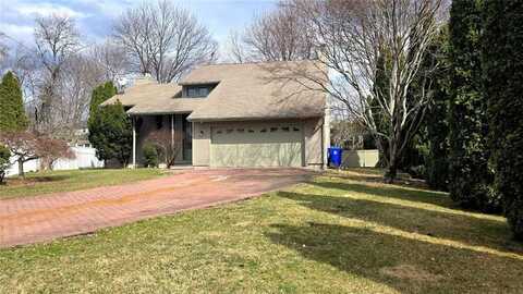 7 Kristen Drive, North Providence, RI 02911