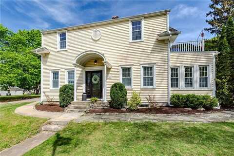 43 Brayton Road, Smithfield, RI 02917