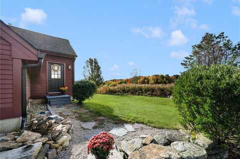 318 Sutton Street, Uxbridge, MA 01569