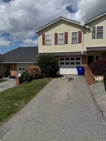 140 Justin Lane, Christiansburg, VA 24073