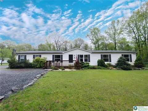 29 Hollyberry Lane, Penn Forest, PA 18229