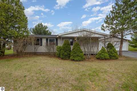 10105 Virginia Street, Oscoda, MI 48750