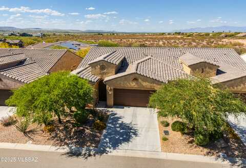 1627 E Horned Lark Drive, Green Valley, AZ 85614