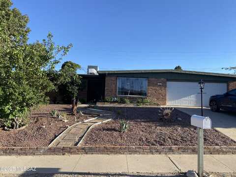 8812 E Colette Street, Tucson, AZ 85710