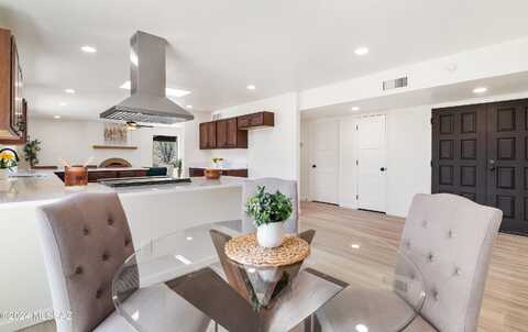 4330 N Paseo De Los Rancheros, Tucson, AZ 85745