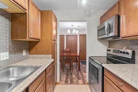 Whitnall Edge, FRANKLIN, WI 53132