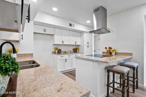 2730 S Calle Morena, Green Valley, AZ 85622