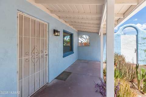 3541 E Cody Street, Tucson, AZ 85716