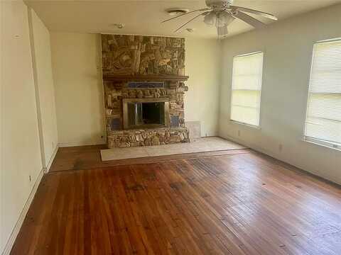 Thrall, ROCKDALE, TX 76567