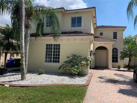 19462 SW 68th St, Pembroke Pines, FL 33332
