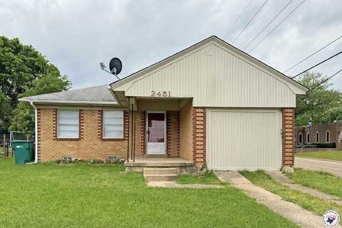 2451 Oaklawn Dr, Texarkana, TX 75501