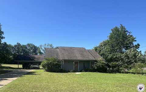 409 Hickory St, Queen City, TX 75572