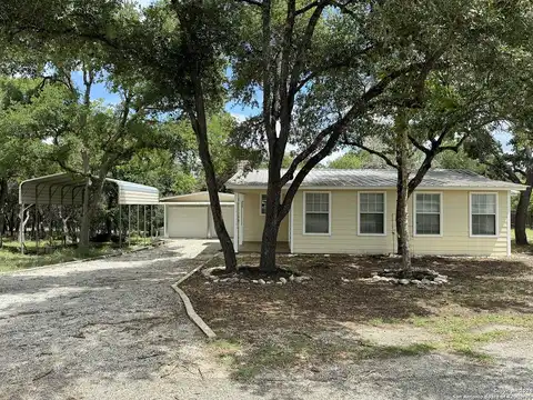 Wagon Wheel, CANYON LAKE, TX 78133