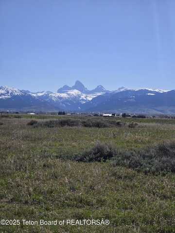 1557 HIGHLAND MEADOWS Drive, Tetonia, ID 83452