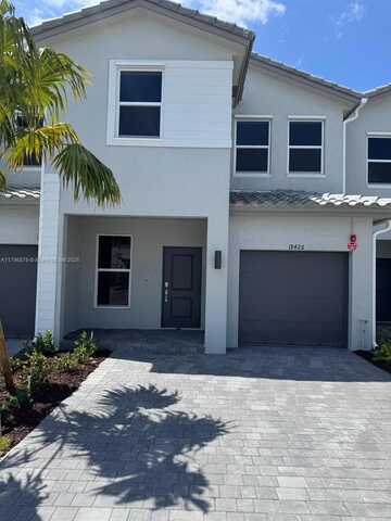 18426 SW 2nd St, Pembroke Pines, FL 33029