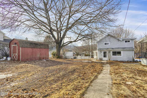 May, MAYFIELD, PA 18433