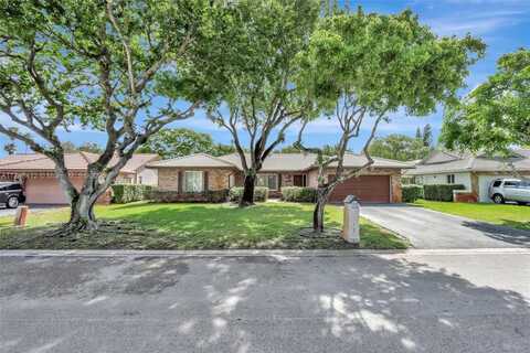 295 NW 107th Ave, Coral Springs, FL 33071