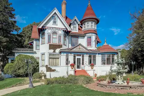 Park, COLUMBUS, WI 53925