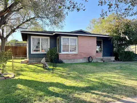 N Maryland St, Big Lake, TX 76932