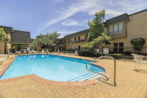 Bellaire Drive S #242W, Fort Worth, TX 76109
