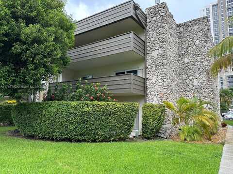 8335 SW 72nd Ave, Miami, FL 33143