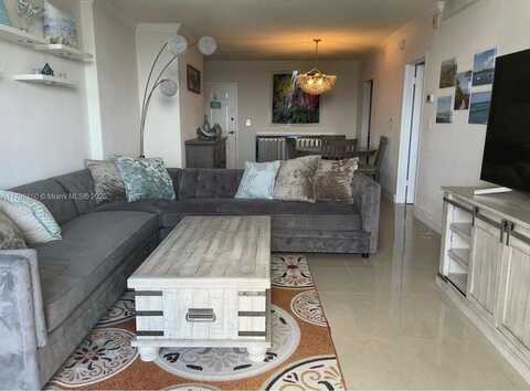 2501 S Ocean Dr, Hollywood, FL 33019