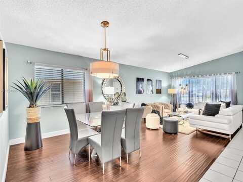 5206 NW 99th Ave, Sunrise, FL 33351