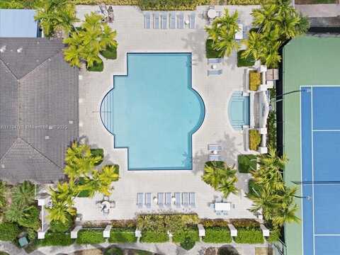 5660 NW 115th Ct, Doral, FL 33178