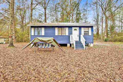 Hadley St, Century, FL 32535