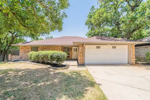 Meadow Green, Bedford, TX 76021