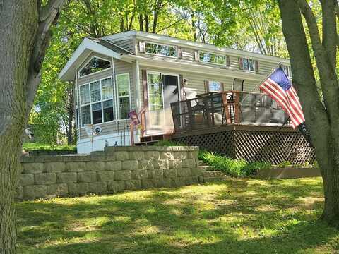 Skyline Drive, Edgerton, WI 53534