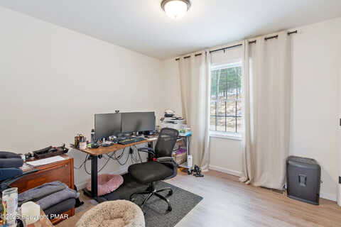 Mountain View Drive, Gilbert, PA 18331