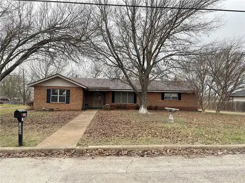Bosque Street N, Meridian, TX 76655