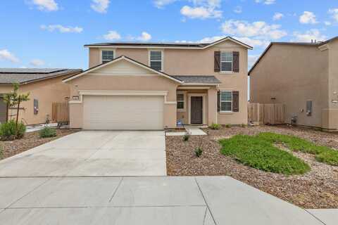 920 Maricopa Street, Tulare, CA 93274