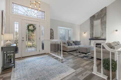 3944 W Grove Ct Court, Visalia, CA 93291