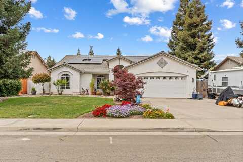 2538 W Perez Avenue, Visalia, CA 93291
